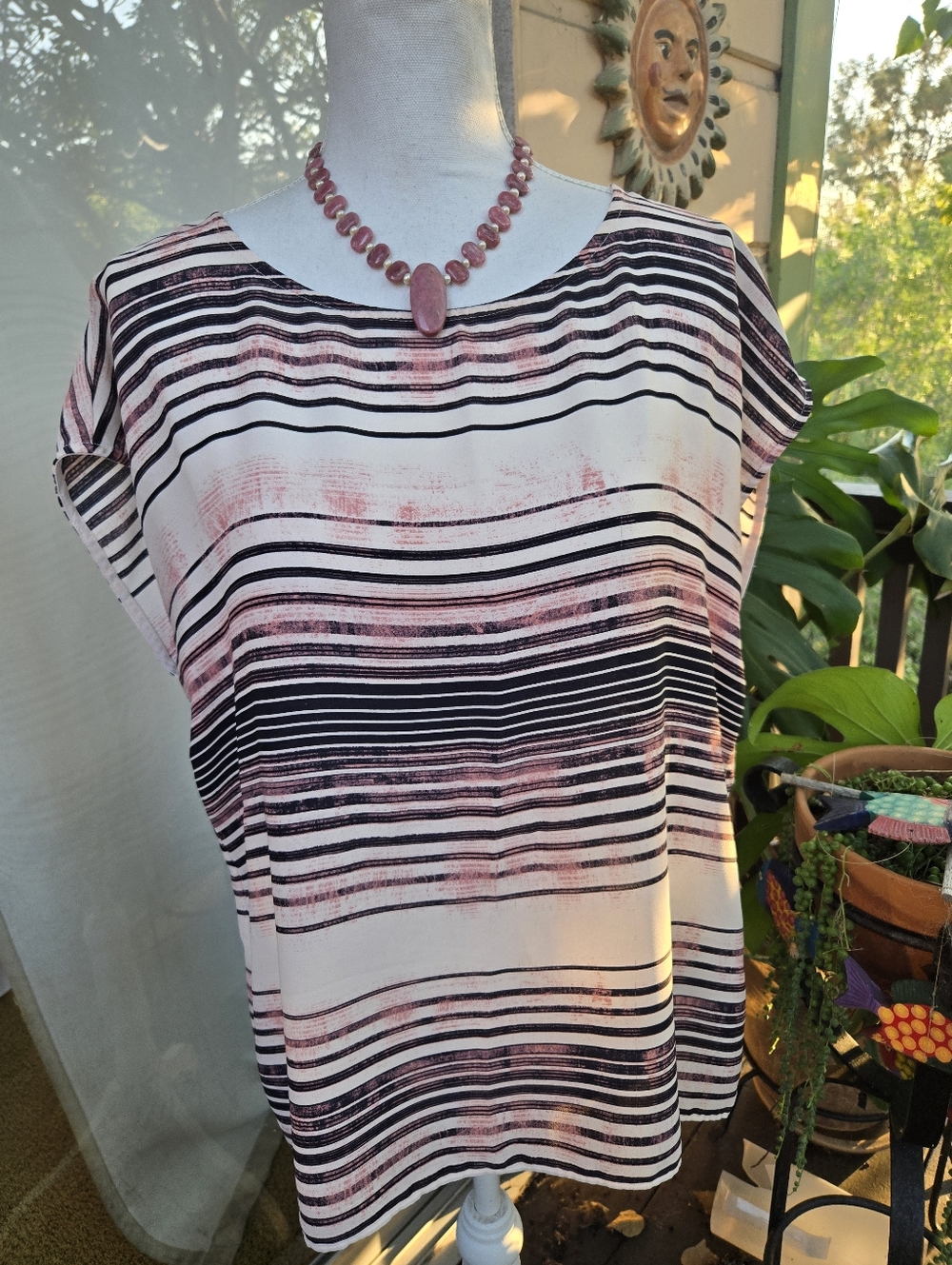 Vince Camuto Women Striped Cap Sleeve Box Shape Top in White, Black, Pink Large